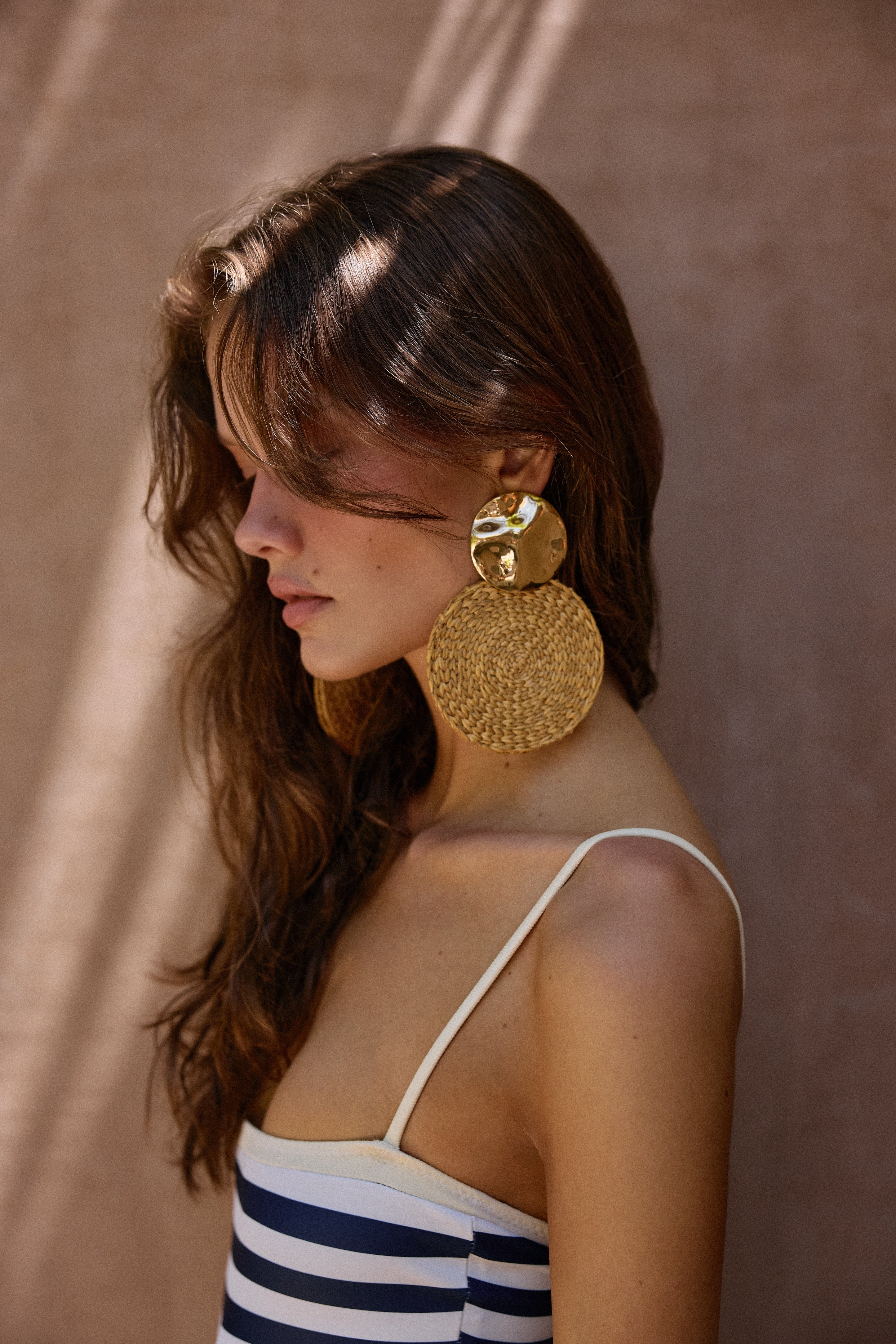 1164-rattan-disc-earring-gold-rattan-1.jpg Rattan Disc Earring (Gold/Rattan)