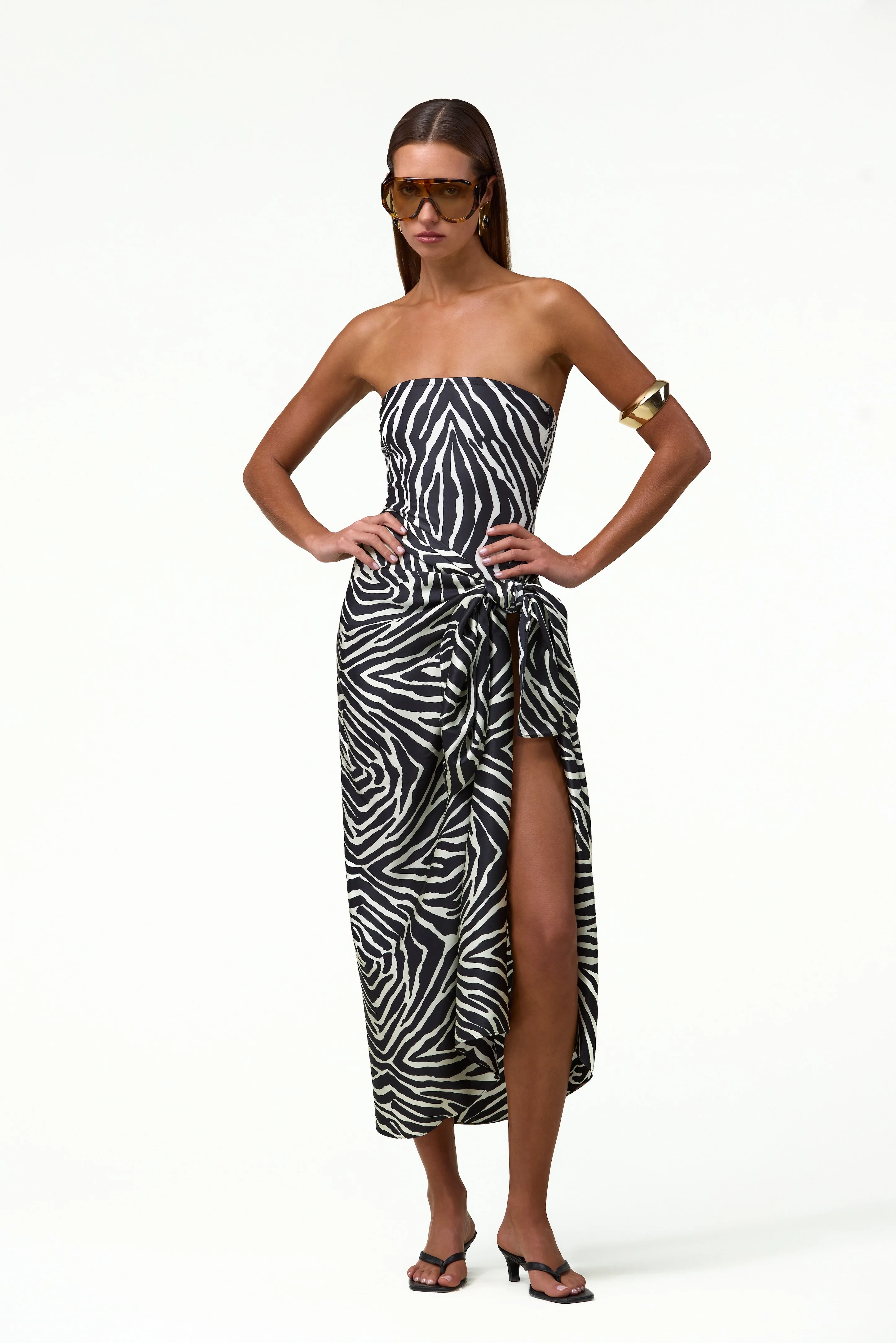 127-silk-sarong-zebra-1.webp Silk Sarong (Zebra)
