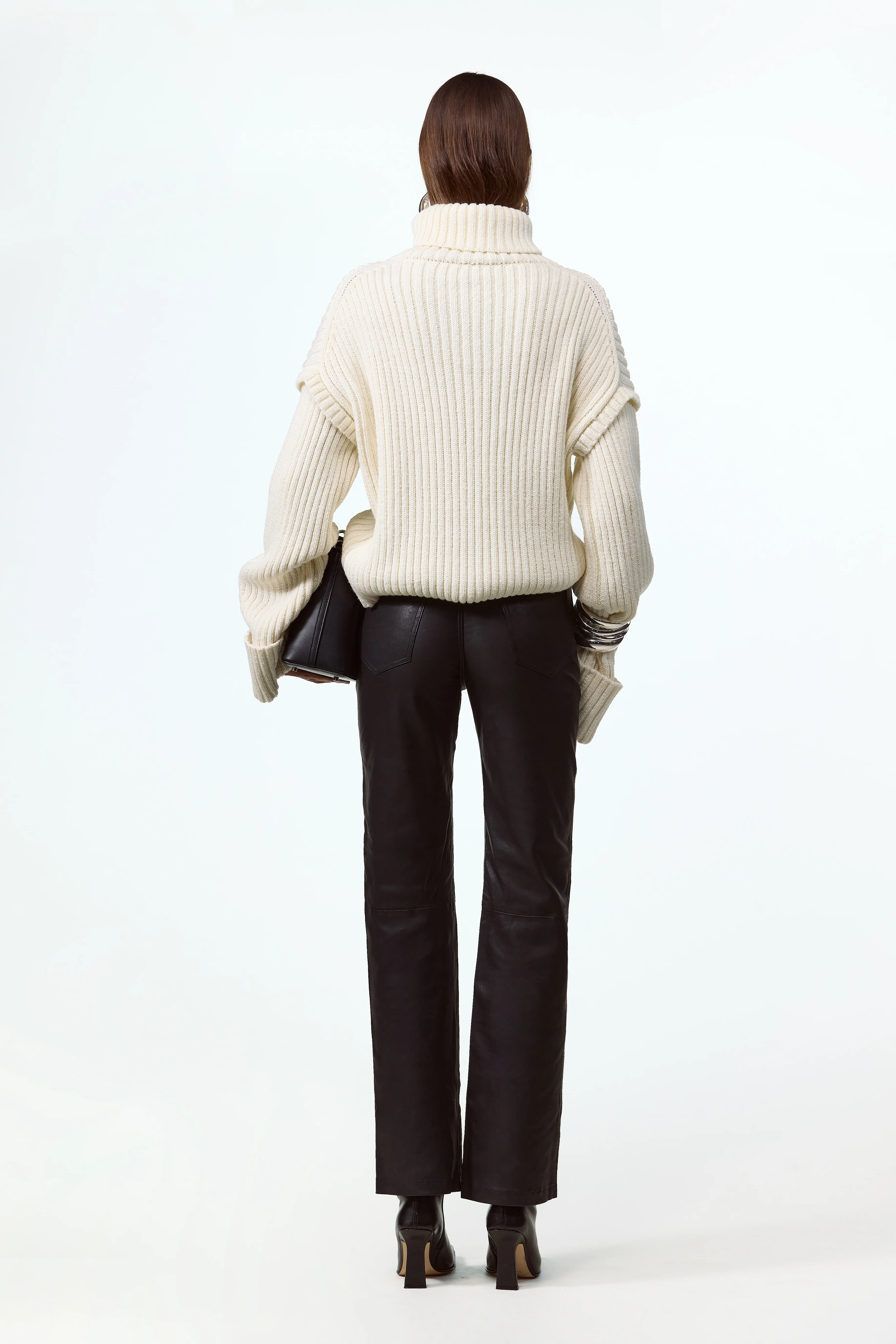 1322-oversized-ribbed-wool-sweater-cream-5.webp Oversized Ribbed Wool Sweater (Cream)