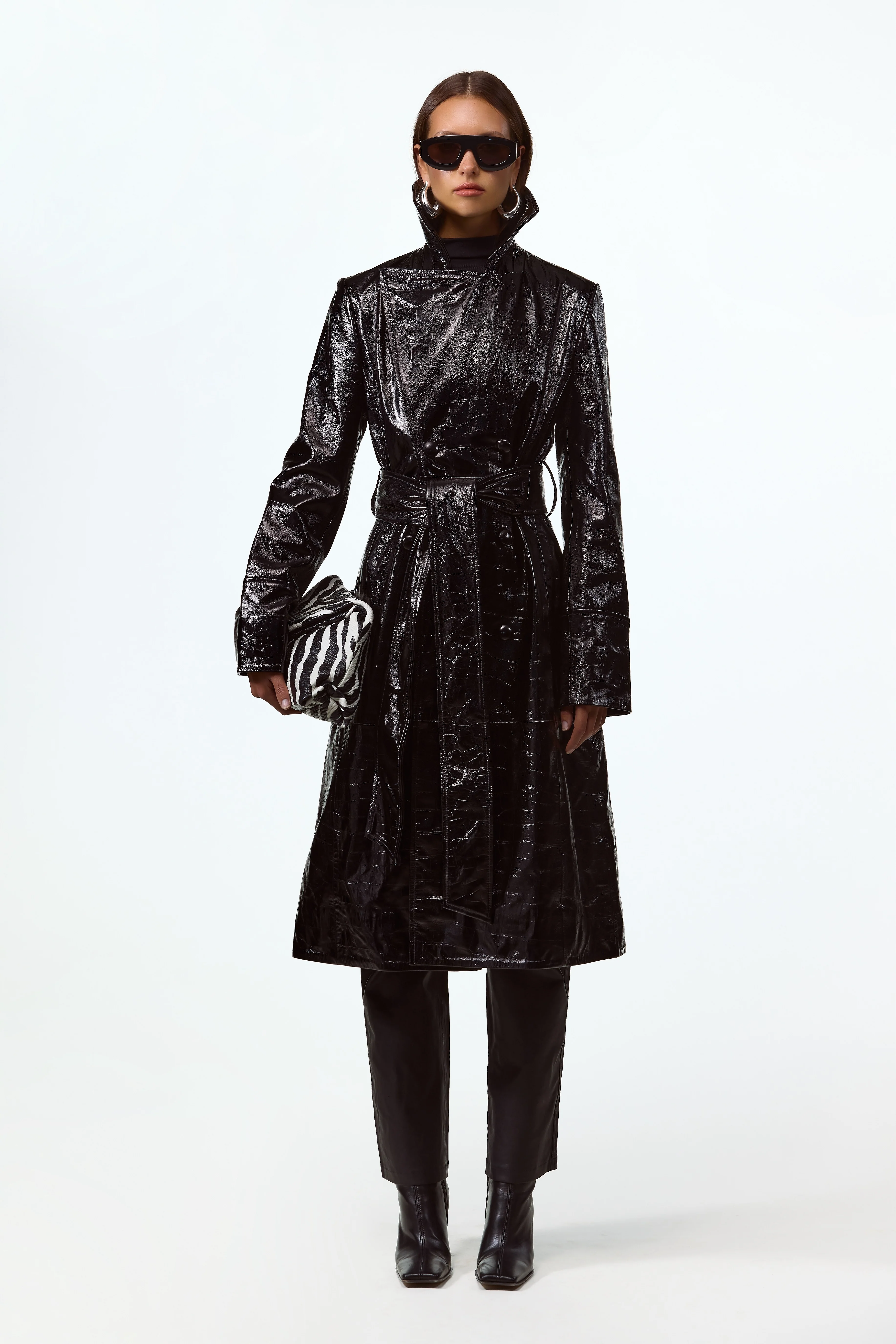 1327-the-leather-trench-black-1.webp The Leather Trench (Black)