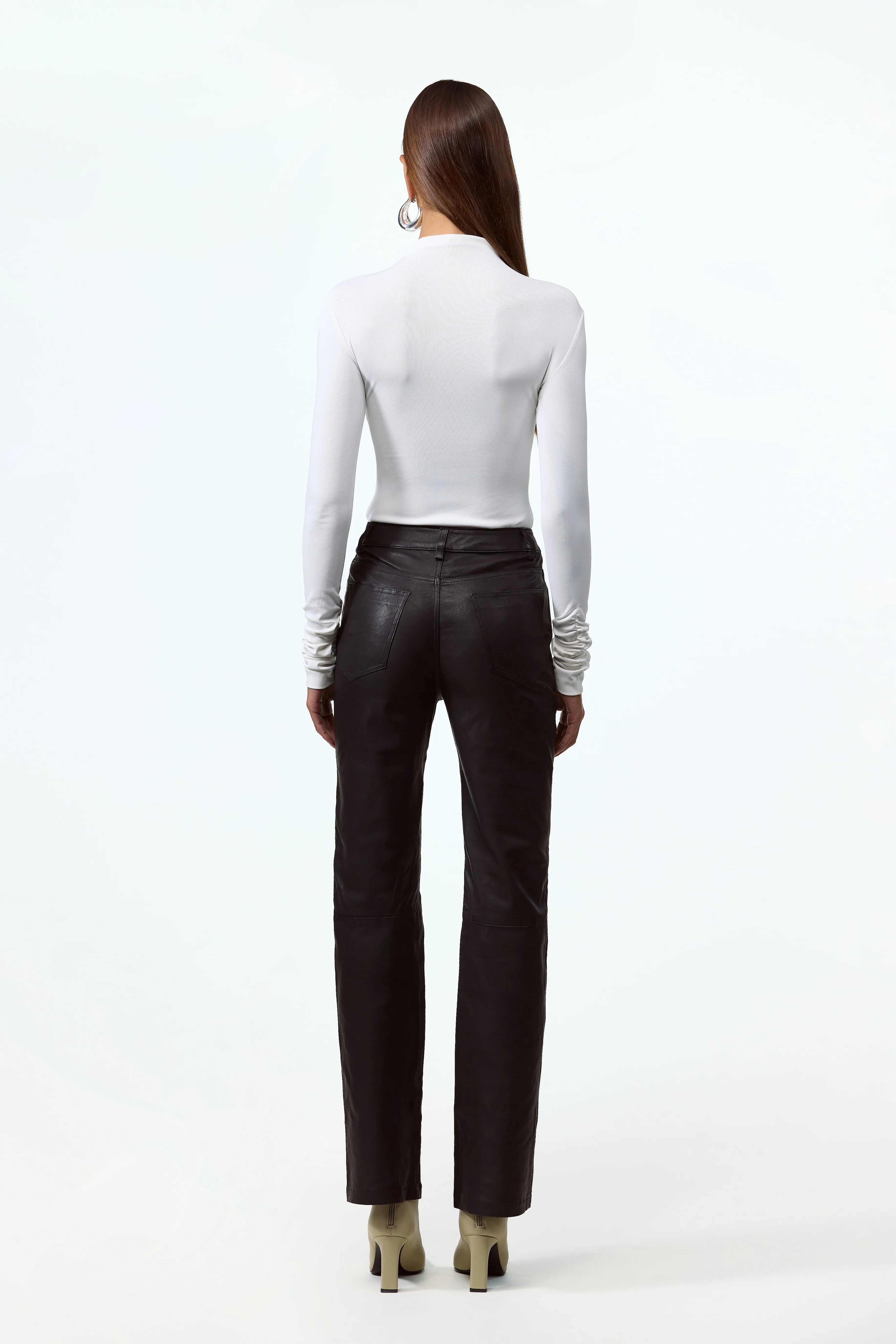 1424-long-sleeve-bodysuit-white-4.webp Long Sleeve Bodysuit (White)