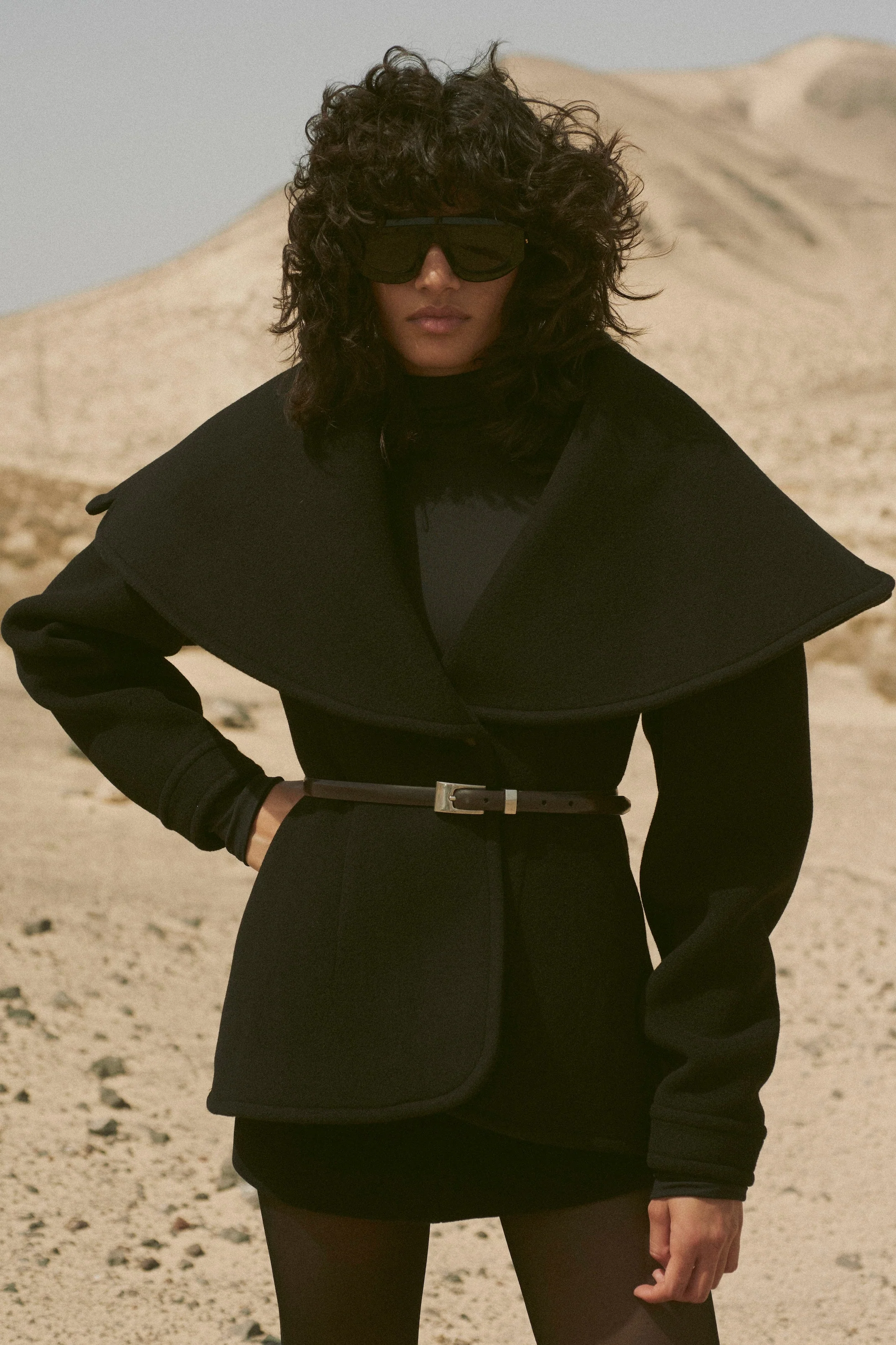 2120-short-wool-coat-black-1.webp Short Wool Coat (Black)