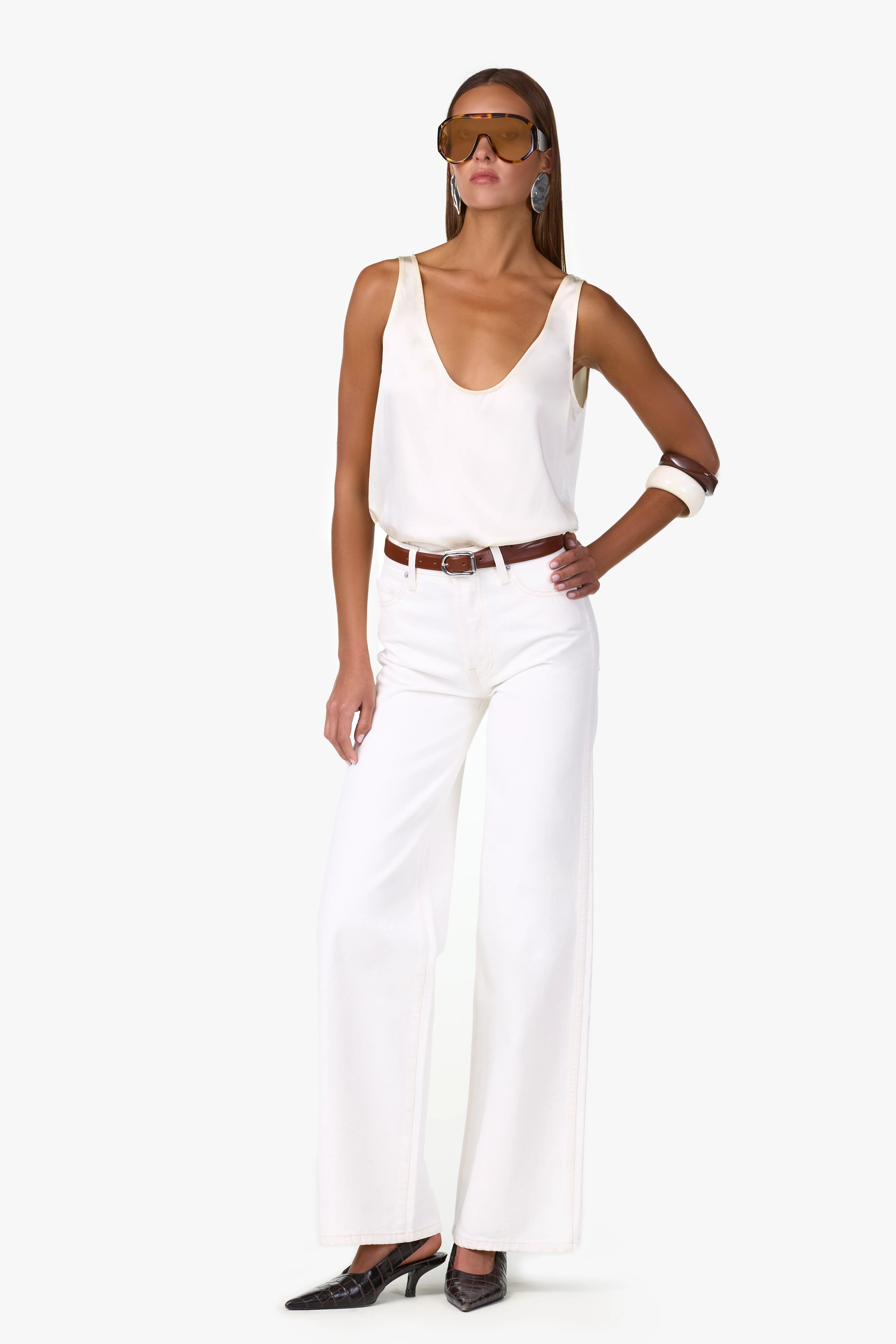 2422-the-wide-leg-jean-off-white-1.webp The Wide Leg Jean (Off White)