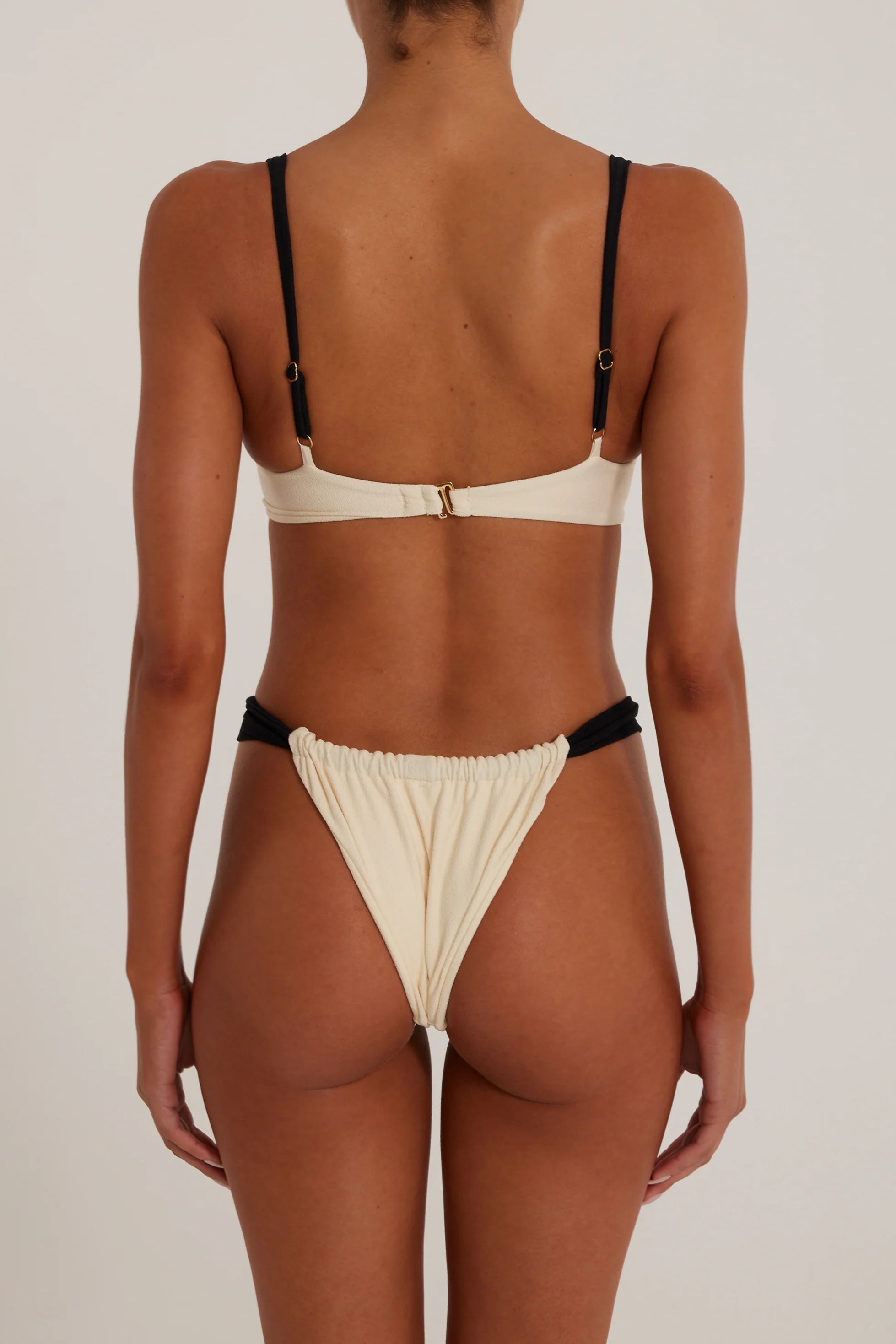 2744-underwire-top-faux-suede-cream-black-5.webp Underwire Top (Faux Suede Cream/Black)