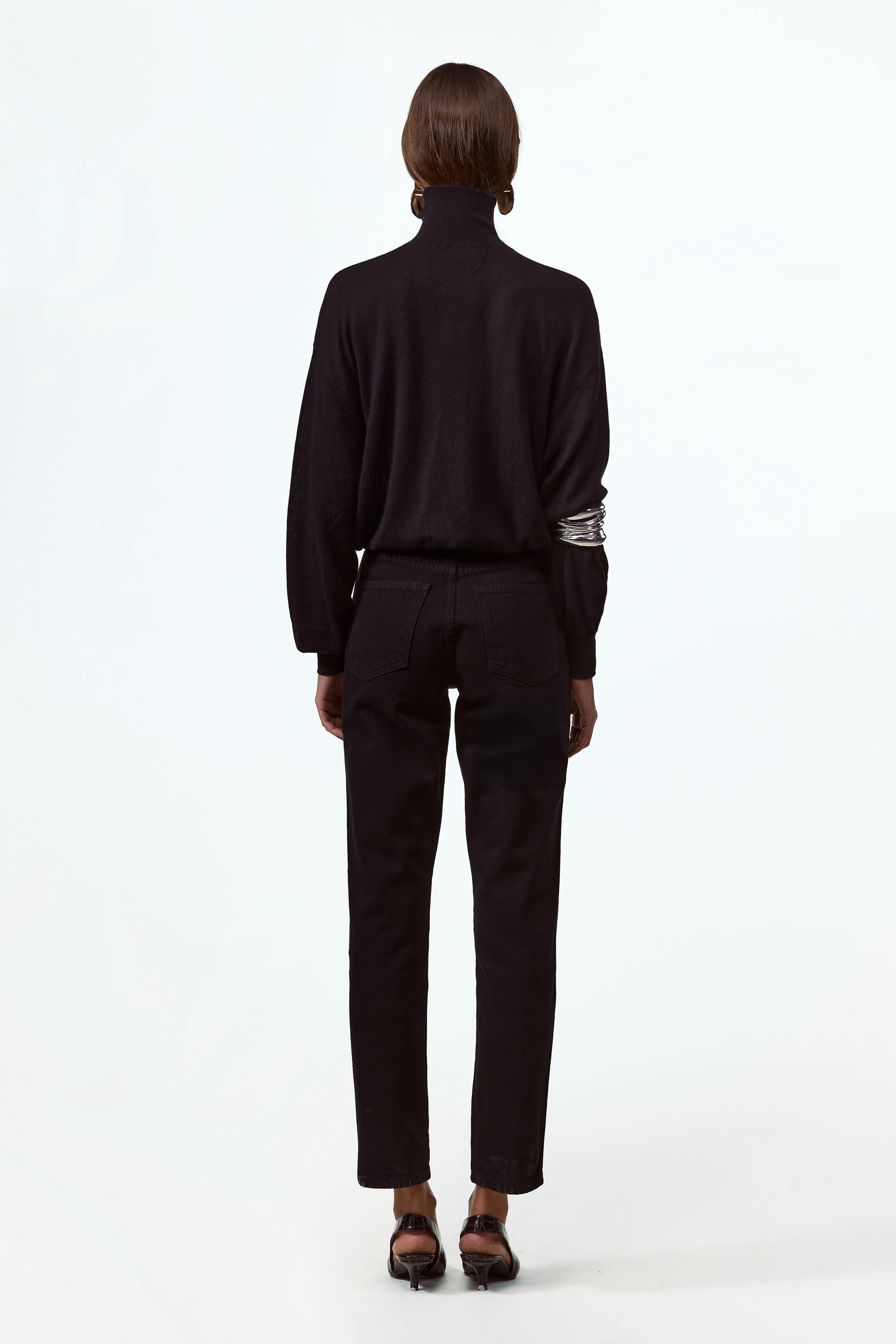 655-the-straight-ankle-jean-black-3.webp The Straight Ankle Jean (Black)